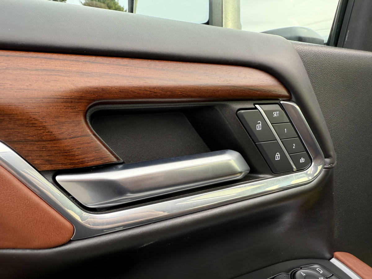 GMC Sierra 3500 Denali Ultimate Image 62