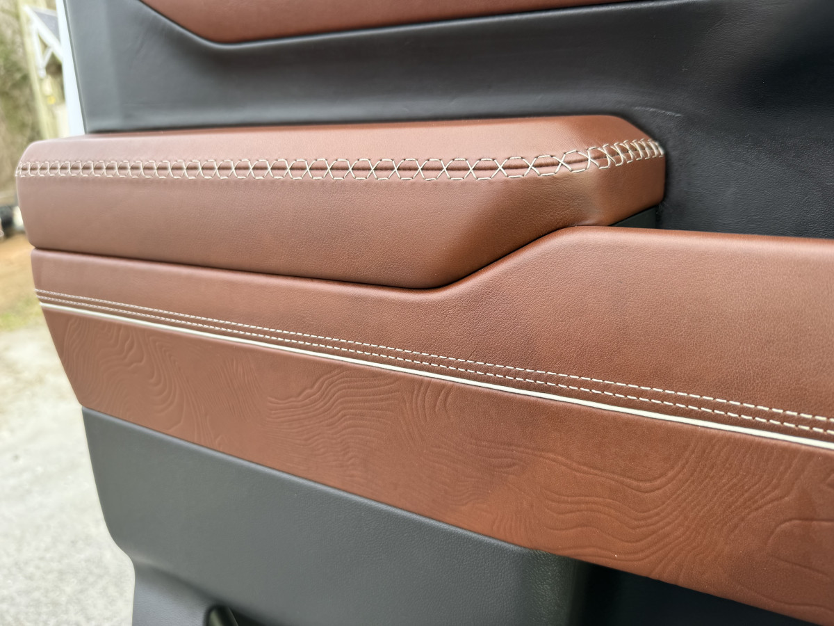 GMC Sierra 3500 Denali Ultimate Image 65