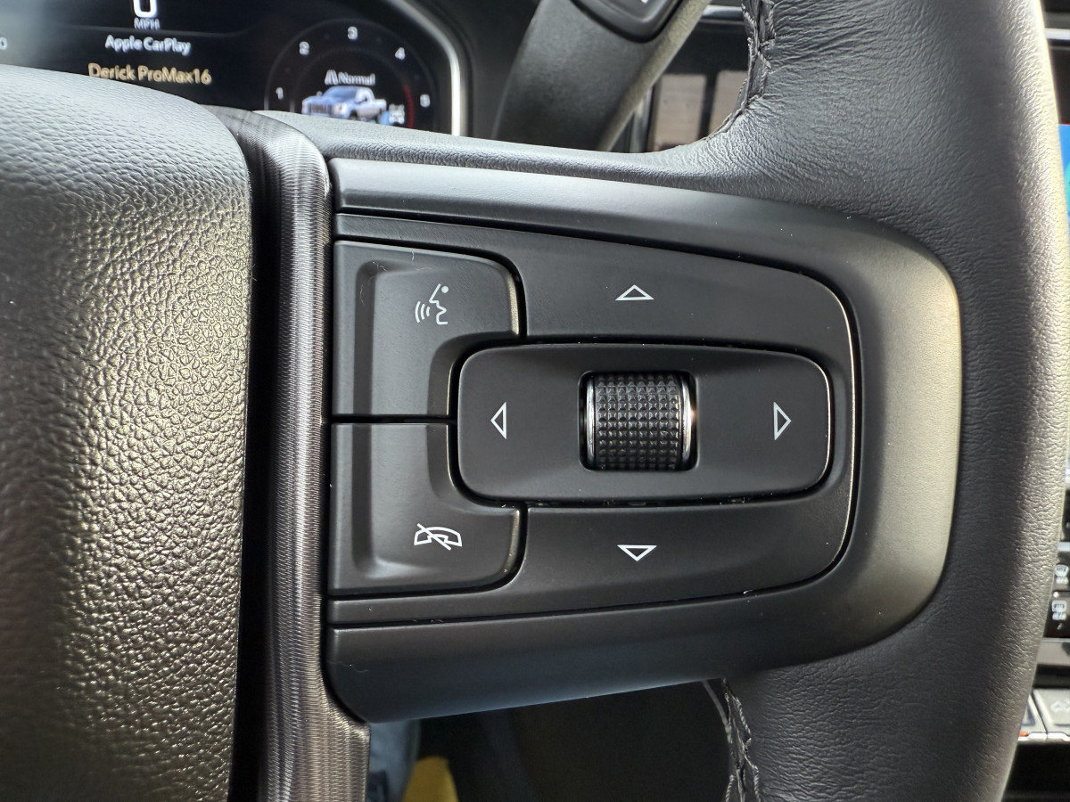 GMC Sierra 3500 Denali Ultimate Image 3