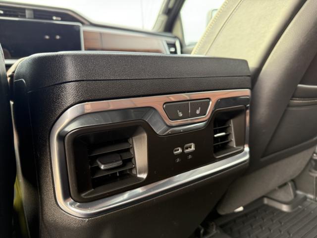 GMC Sierra 3500 Denali Ultimate Image 10