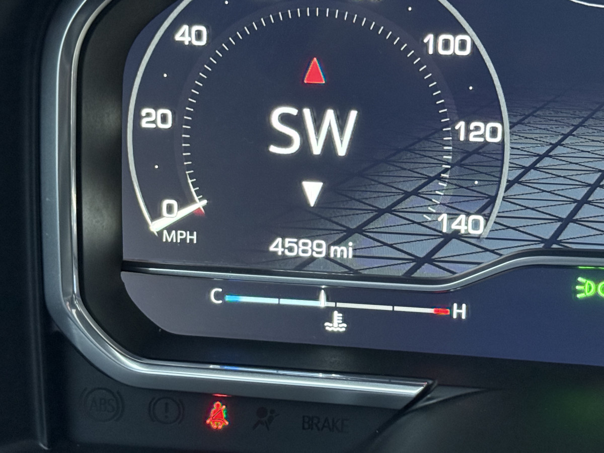 GMC Sierra 3500 Denali Ultimate Image 14