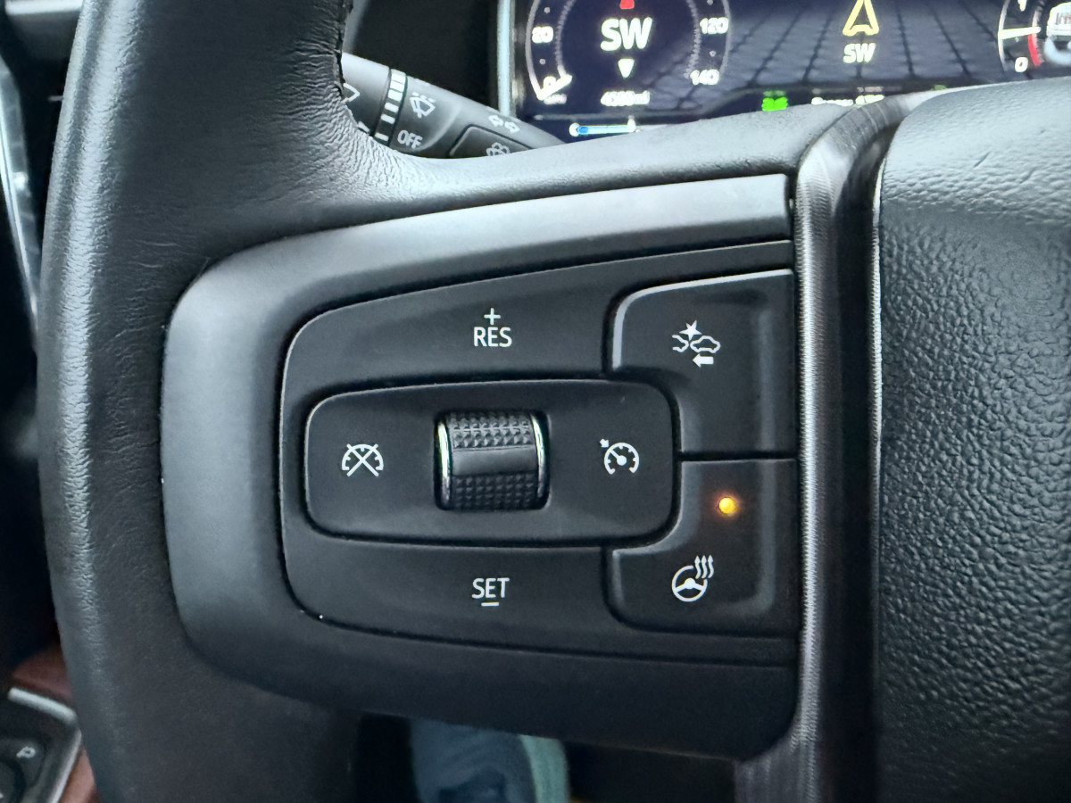 GMC Sierra 3500 Denali Ultimate Image 16