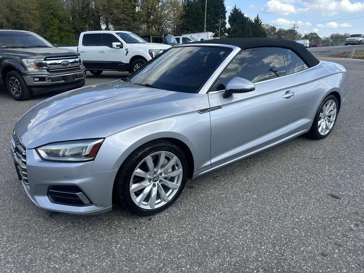Salvage Audi A5 Image
