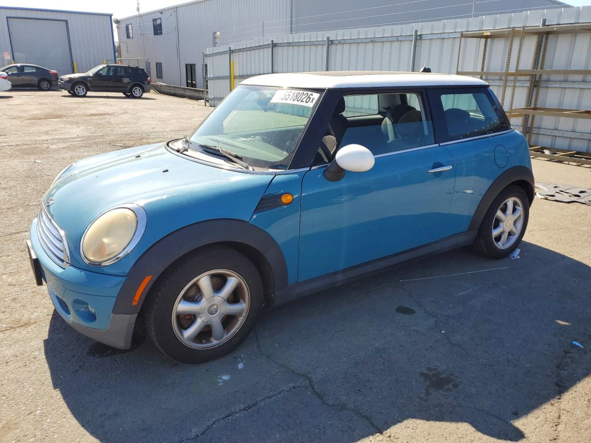 Salvage Mini Cooper Image