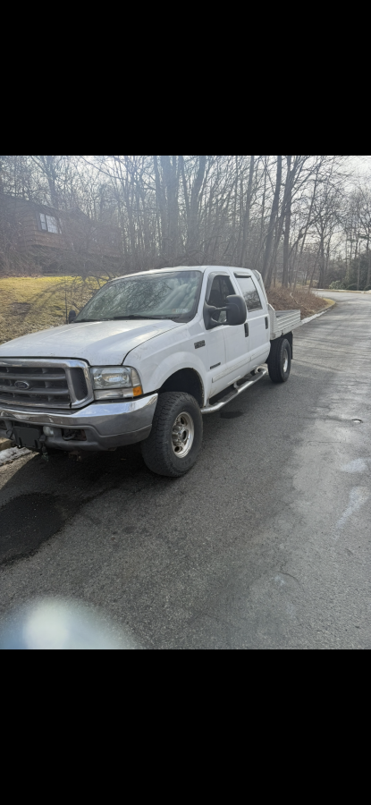 Salvage Ford F-350 Image