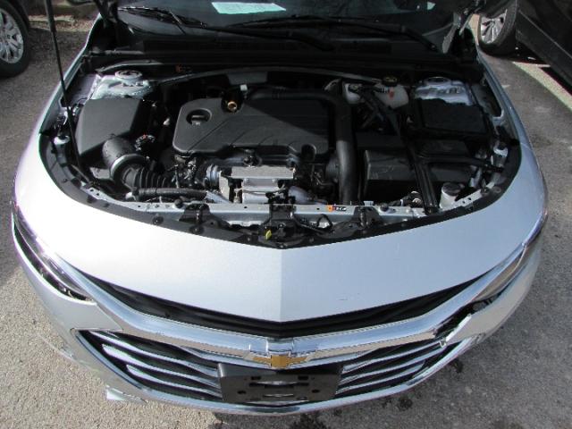 Chevrolet Malibu LT Image 4