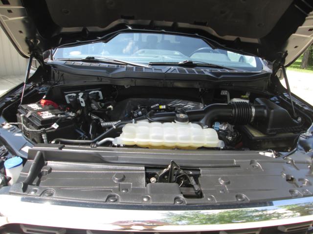 Ford F-150 XLT Crew Cab 4X4 Image 17