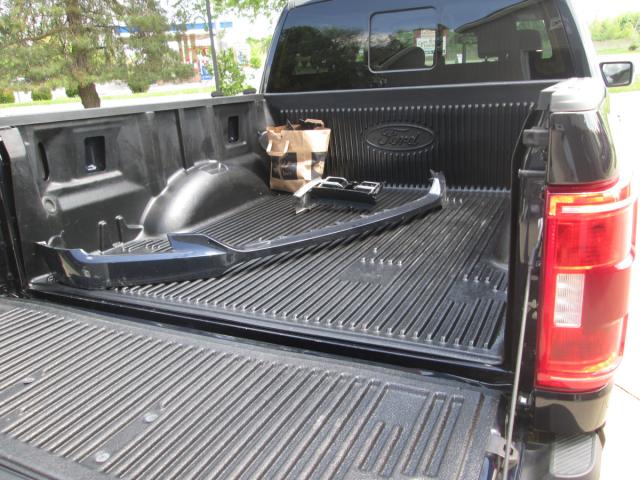 Ford F-150 XLT Crew Cab 4X4 Image 35