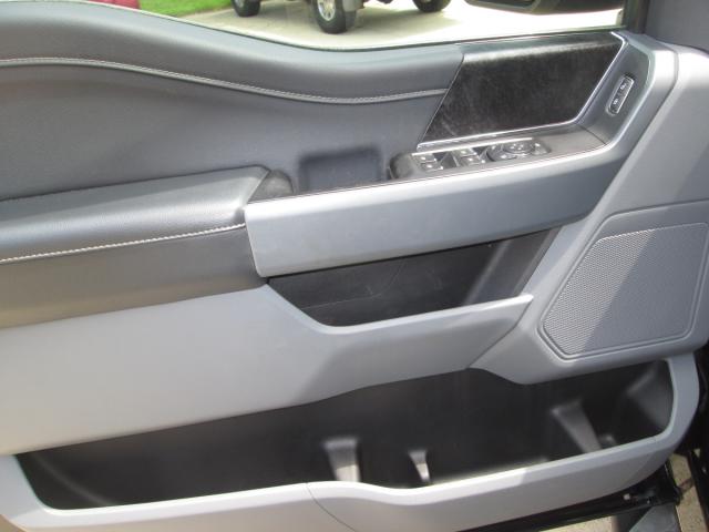 Ford F-150 XLT Crew Cab 4X4 Image 41