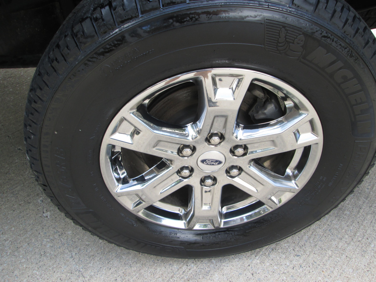 Ford F-150 XLT Crew Cab 4X4 Image 47