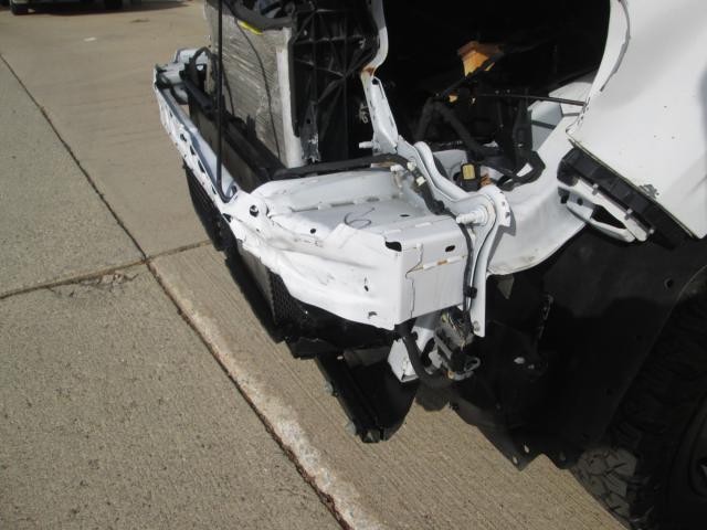 Ford Maverick XLT Image 9