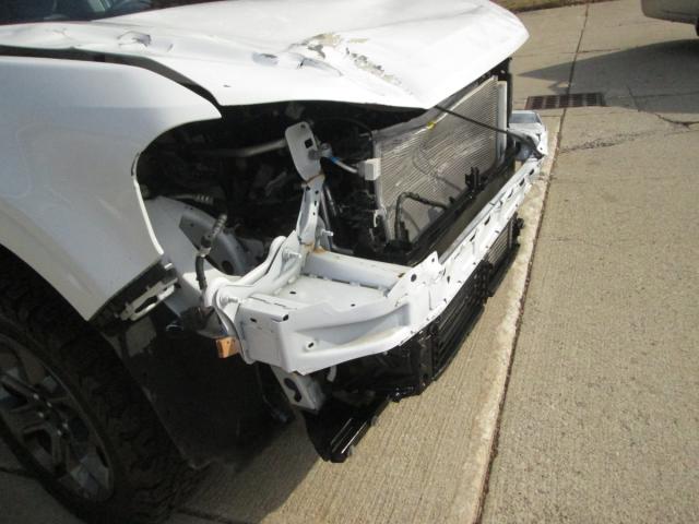 Ford Maverick XLT Image 11