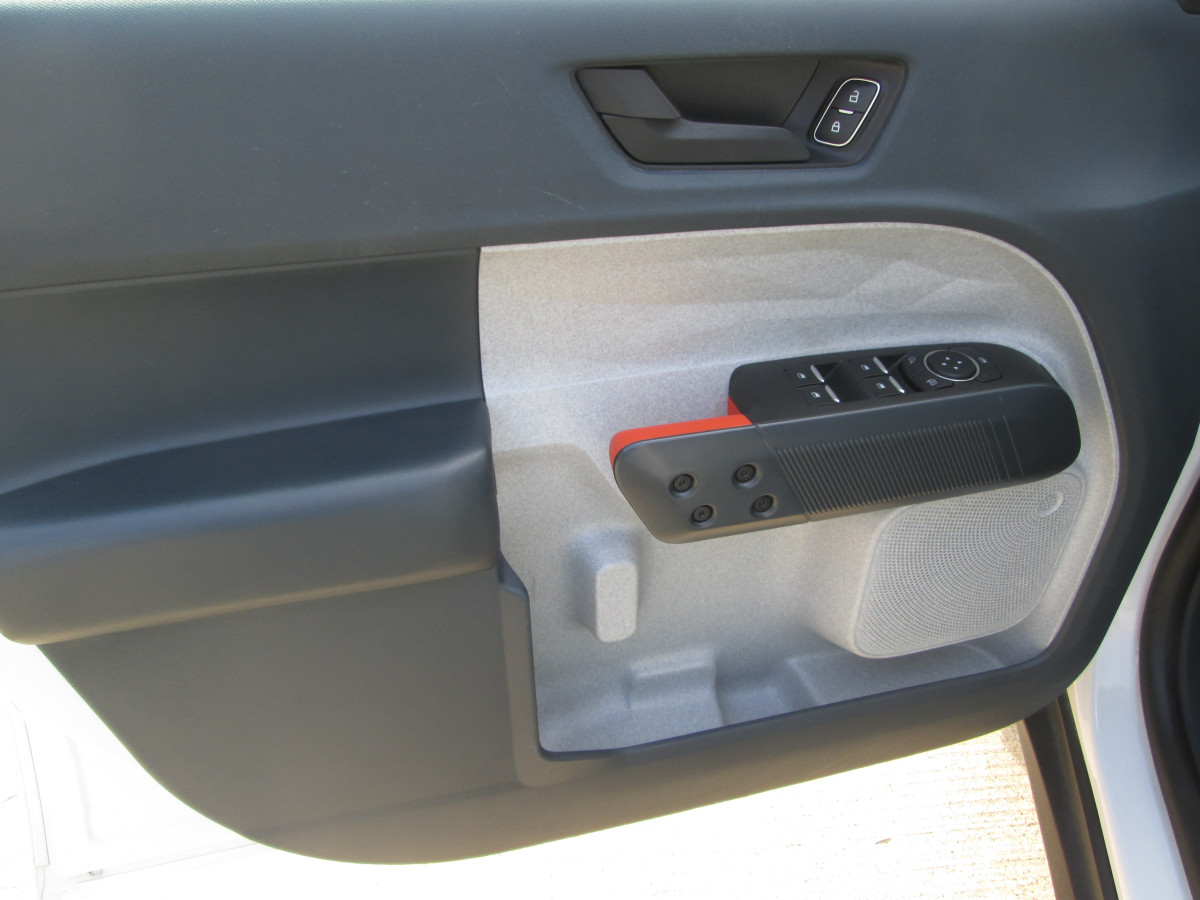 Ford Maverick XLT Image 41