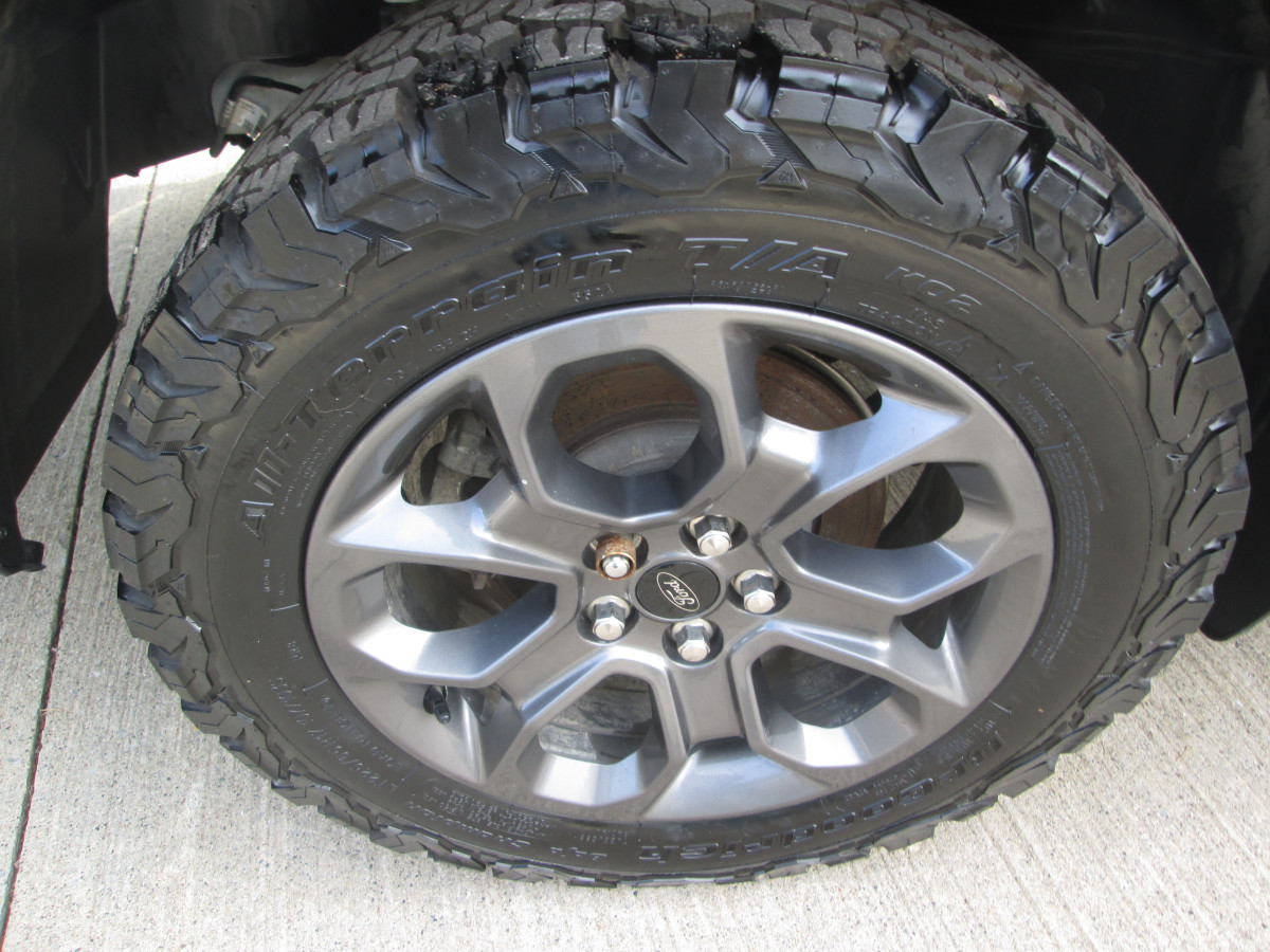 Ford Maverick XLT Image 46